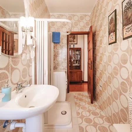 La Casa Di Minnie Con Box Privato * サンレモ